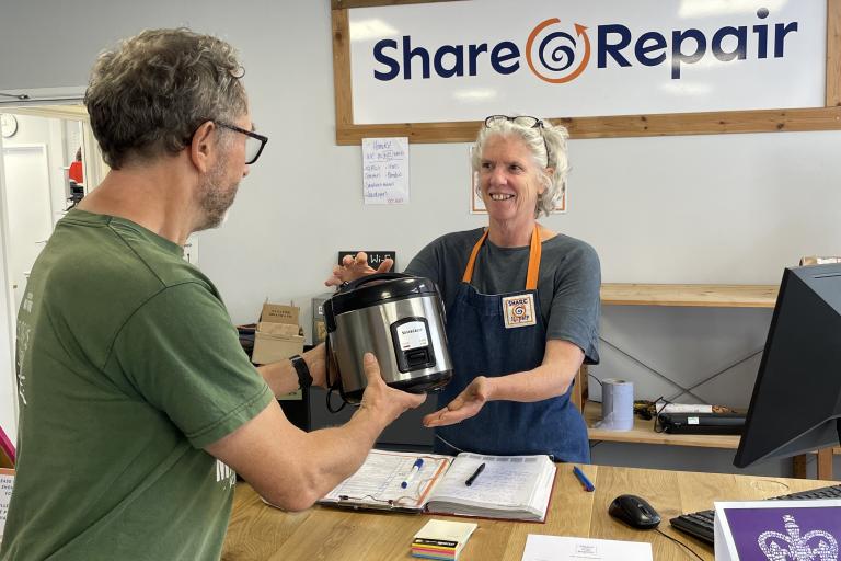 Local charity Share and Repair celebrates 5 years of their HomeKIT scheme